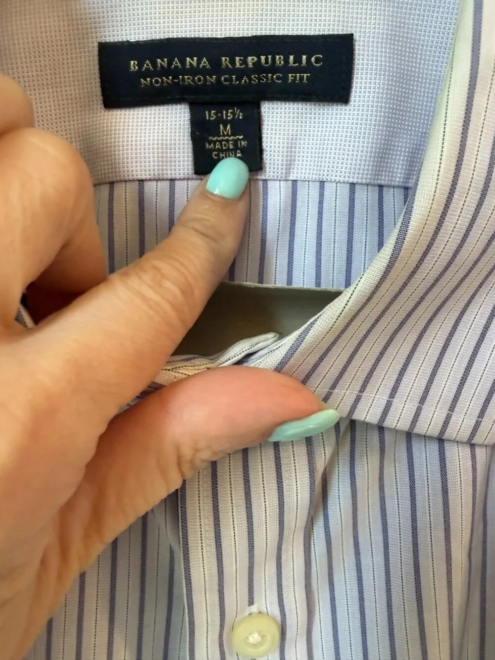 Banana Republic Men’s Button Down Shirt Size M Blue White Stripe Long Sleeve